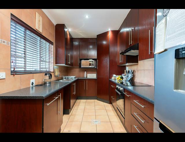 4 BEDROOM HOUSE FOR SALE IN BRACKENDOWNS